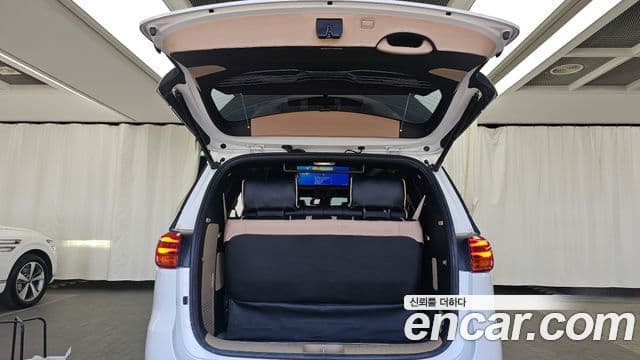 Kia The / новый New Carnival Noblesse Special, 2019 20