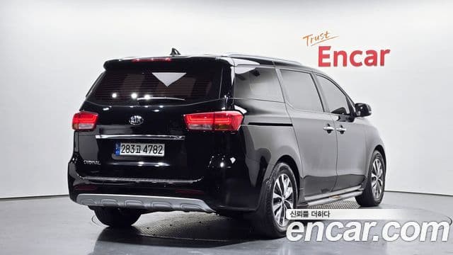 Kia All New Carnival Luxury, 2017 2