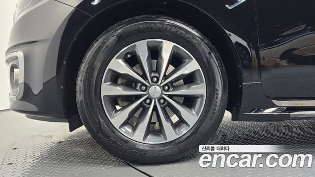 Kia All New Carnival Luxury, 2017 все фото