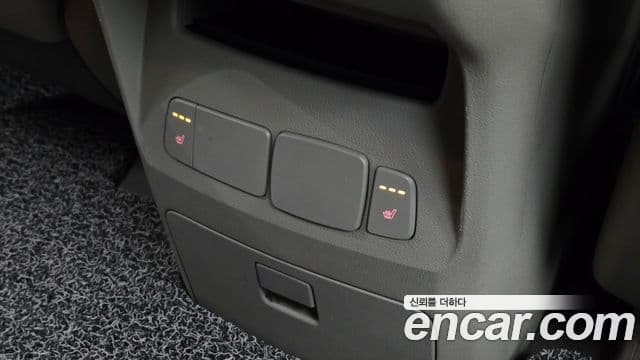 Kia All New Carnival Luxury, 2017 19