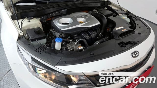 Kia K5 гибрид 2세대 Prestige, 2017 6