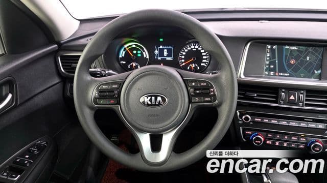 Kia K5 гибрид 2세대 Prestige, 2017 15
