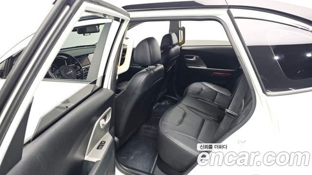 Kia Niro Plus Air (таксомоторный тип), 2023 13