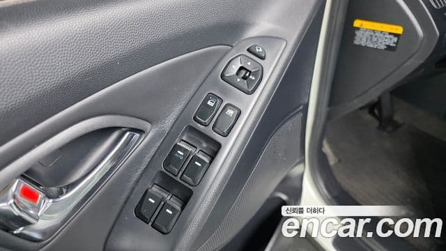 Hyundai Tucson ix Luxury, 2012 12