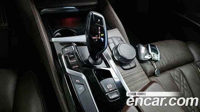 BMW 5시리즈 (G30) 530i M Sport Plus, 2018 9