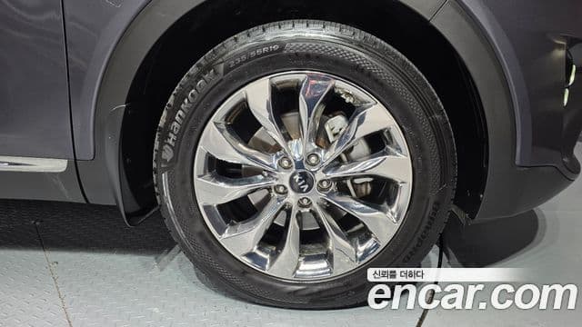 Kia The / новый New Sorento Master, 2019 все фото