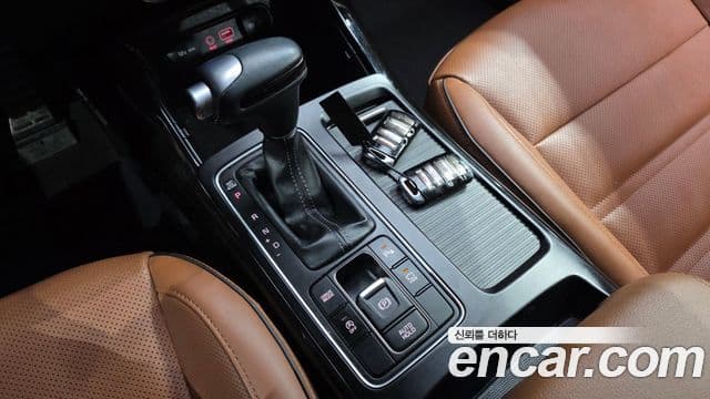 Kia The / новый New Sorento Master, 2019 9