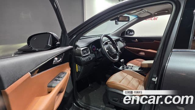Kia The / новый New Sorento Master, 2019 11