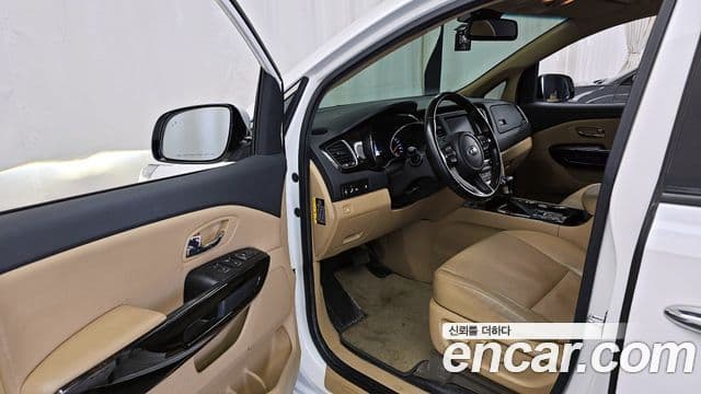 Kia The / новый New Carnival Prestige, 2020 10