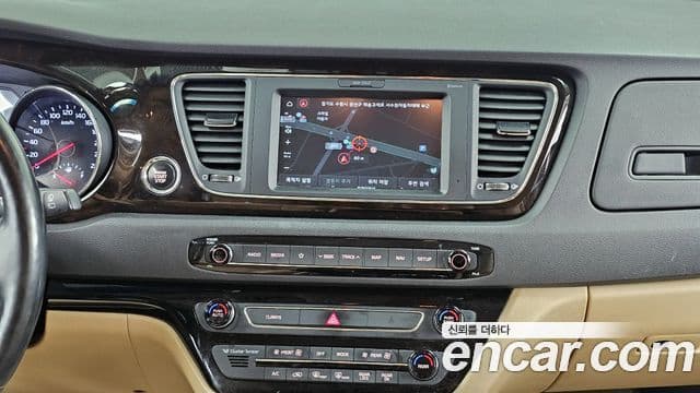 Kia The / новый New Carnival Prestige, 2020 14