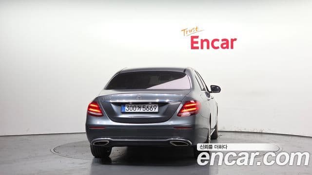Mercedes-Benz E-класс W213 Avantgarde, 2018 4
