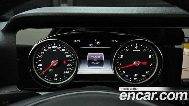 Mercedes-Benz E-класс W213 Avantgarde, 2018 8