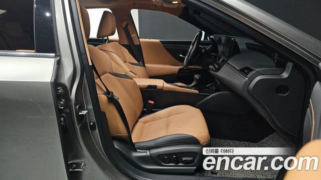 Lexus ES300h 7세대 Luxury Plus, 2022 10