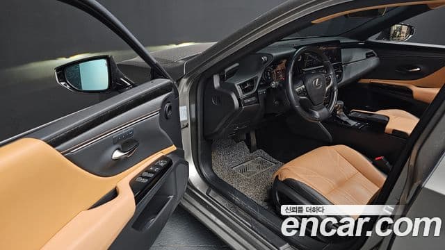Lexus ES300h 7세대 Luxury Plus, 2022 11