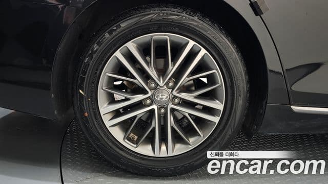 Hyundai Grandeur IG 3.0 LPi Modern (арендный автомобиль), 2018 все фото