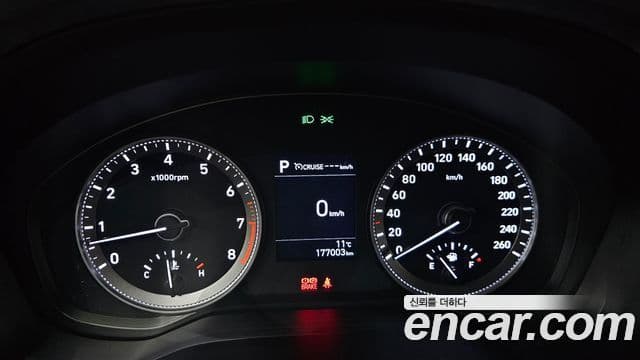 Hyundai Grandeur IG 3.0 LPi Modern (арендный автомобиль), 2018 8