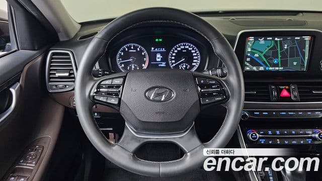 Hyundai Grandeur IG 3.0 LPi Modern (арендный автомобиль), 2018 13