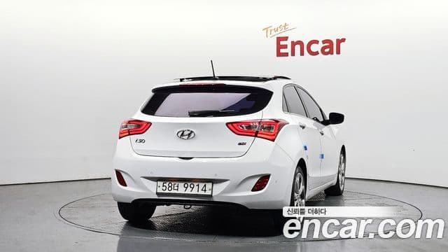 Hyundai i30(новый кузов / новое поколение) 1.6 GDI PYL, 2014 4