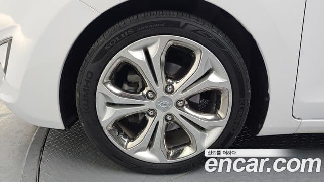 Hyundai i30(новый кузов / новое поколение) 1.6 GDI PYL, 2014 все фото