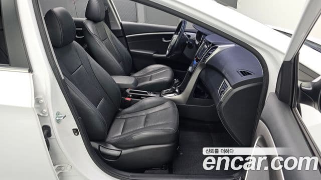 Hyundai i30(новый кузов / новое поколение) 1.6 GDI PYL, 2014 12