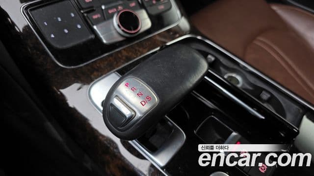 Audi New A8 D4, 2015 9