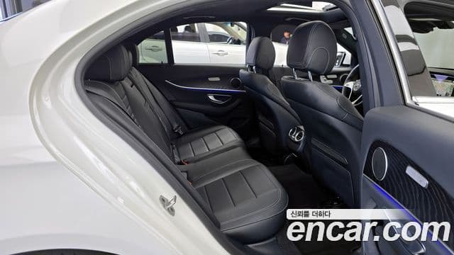 Mercedes-Benz E-класс W213 Avantgarde, 2023 12