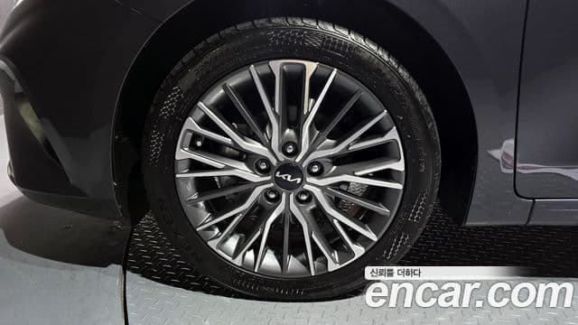 Kia The / новый New K3 2세대 Noblesse, 2022 все фото