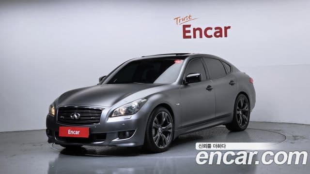 Infiniti M56 Y51, 2011 1