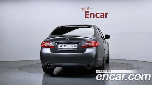 Infiniti M56 Y51, 2011 4