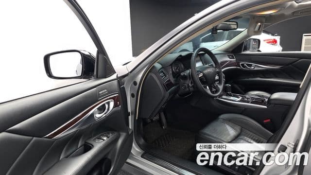 Infiniti M56 Y51, 2011 11