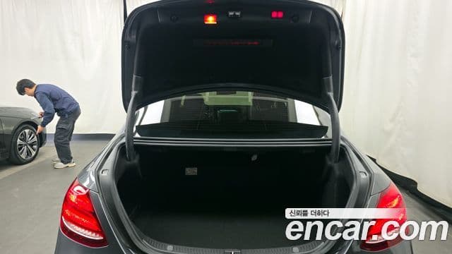 Mercedes-Benz E-класс W213 Avantgarde, 2017 20