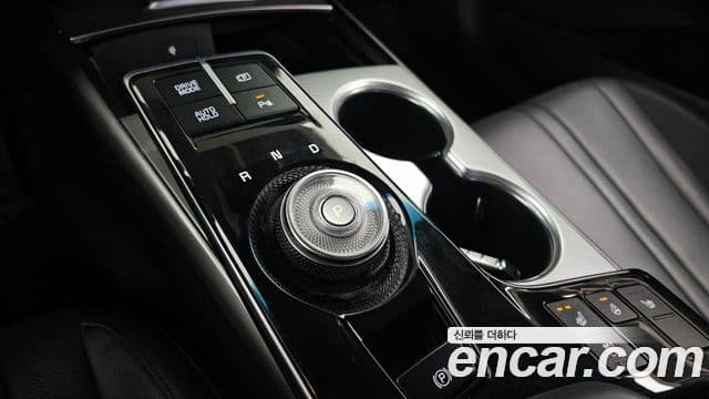 Kia K8 гибрид Noblesse Light, 2022 9