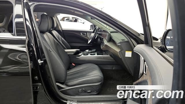 Kia K8 гибрид Noblesse Light, 2022 11