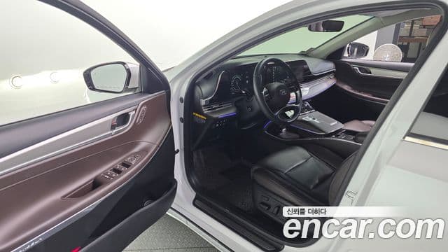 Hyundai The / новый New Grandeur IG гибрид Exclusive, 2020 11