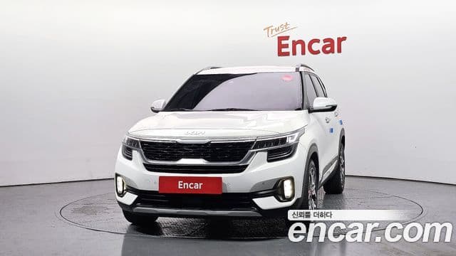 Kia Seltos Signature, 2023 3