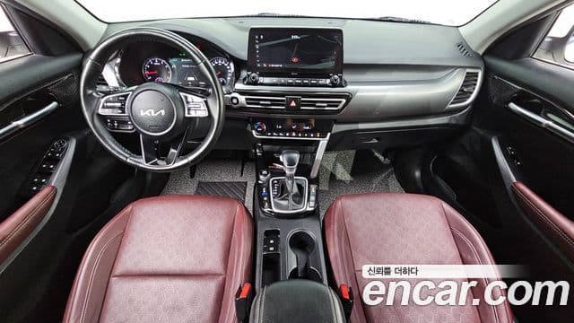 Kia Seltos Signature, 2023 7