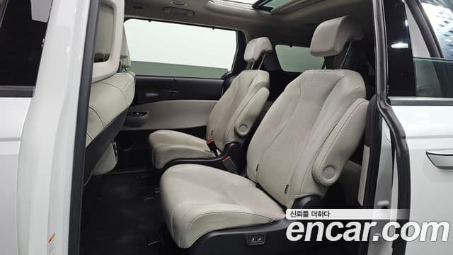 Kia Carnival 4세대 Signature, 2021 12