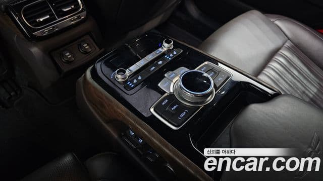 Genesis G90 Prestige, 2019 18