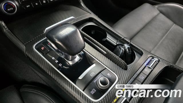 Kia 스팅어 Platinum, 2018 9