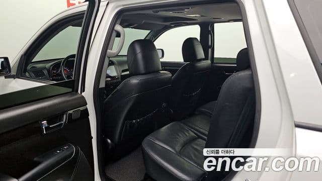 Kia Mohave 4WD KV300, 2013 11