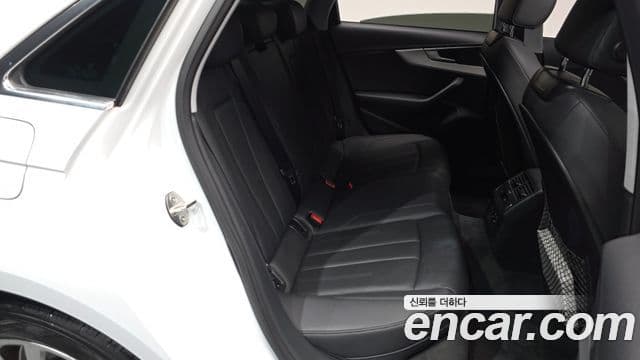 Audi A4 (B9), 2019 11