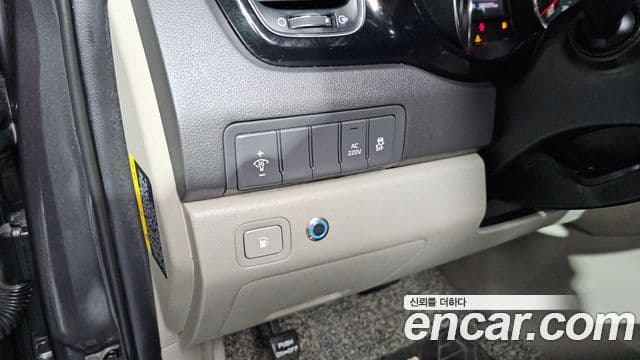 Kia All New Carnival Prestige, 2016 18