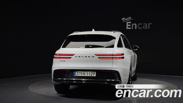 Genesis GV70, 2025 4