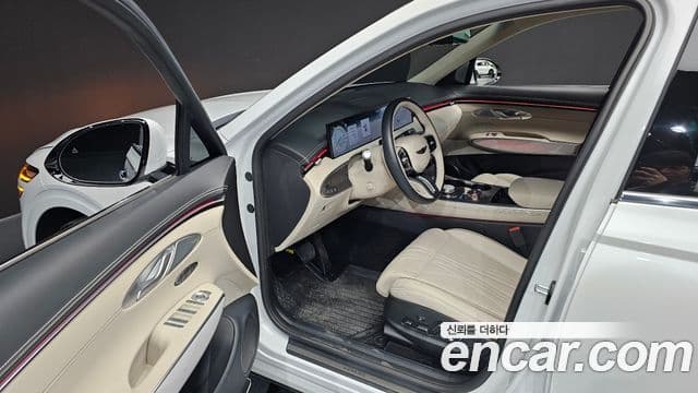 Genesis GV70, 2025 10