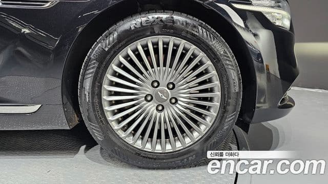 Genesis G90 Luxury, 2021 все фото