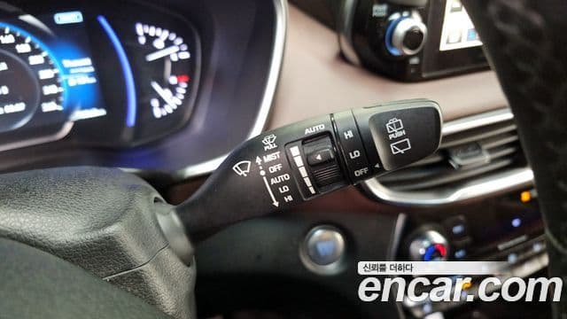 Hyundai Santa Fe TM Inspiration, 2020 15