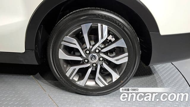 KG모빌리티(SsangYong) Tivoli Air дизель IX 2WD, 2019 все фото