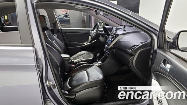 Hyundai Accent(новый кузов / новое поколение) Premium, 2017 10