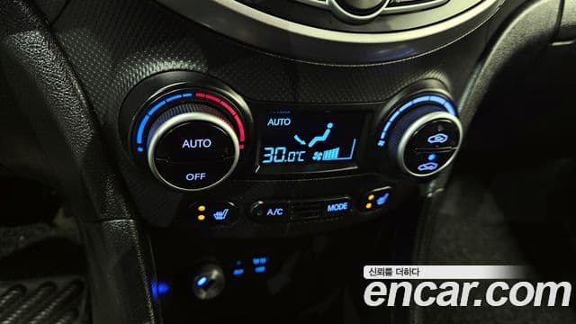 Hyundai Accent(новый кузов / новое поколение) Premium, 2017 17