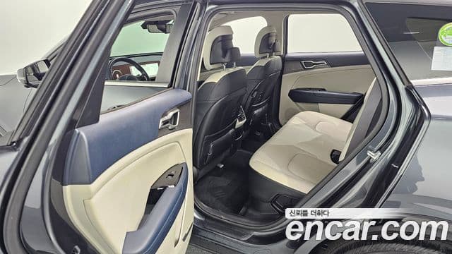 Kia Sportage 5세대 гибрид Signature 2WD, 2022 12